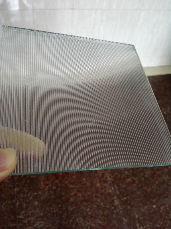 Panneau de douche en verre pour fenêtres