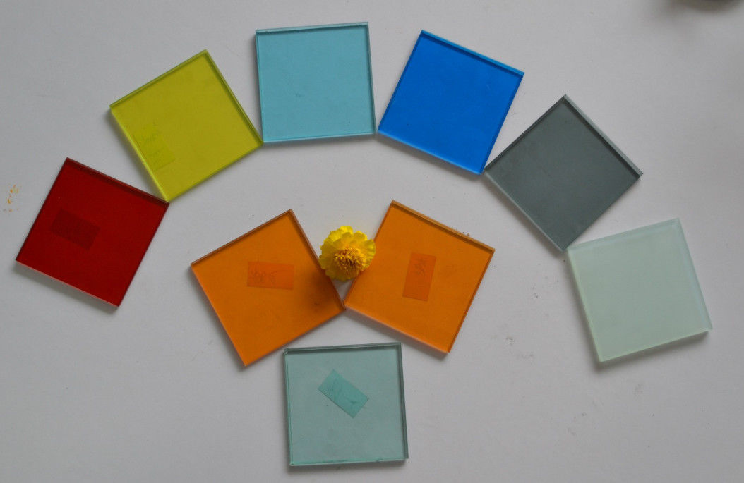 12 mm de verre teint tempéré coloré avec bleu/jaune/brun/vert, etc.