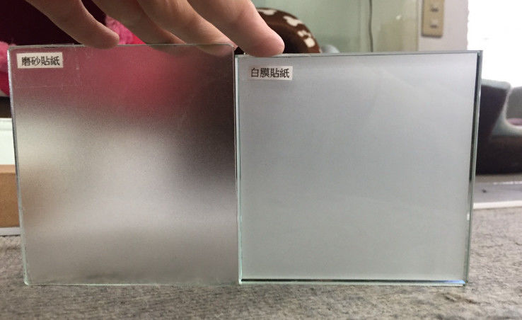 Panneaux de verre gravé à l'acide résistant à l'eau Glace glacée de 2 mm à 19 mm Pour fenêtres