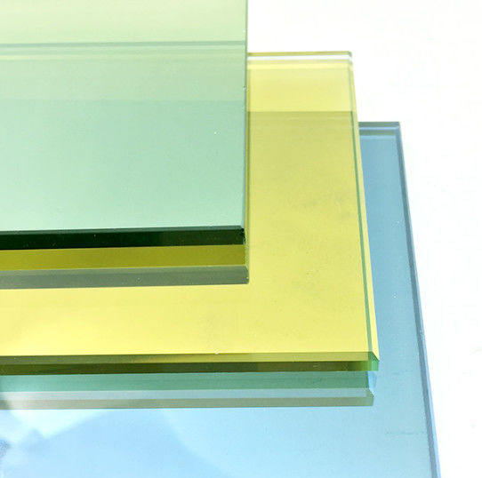 Sélection de verre réfléchissant de couleur bleu foncé / vert foncé / bronze / clair / or / gris foncé