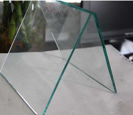Taille/Épaisseur de la feuille de verre transparente personnalisée pour le mur de rideau/le verre de plancher/la lumière du ciel/la serre