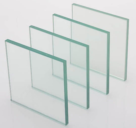 Verre en feuille transparente ou flottante, utilisable pour les tables, les armoires, les clôtures, les douches, etc.