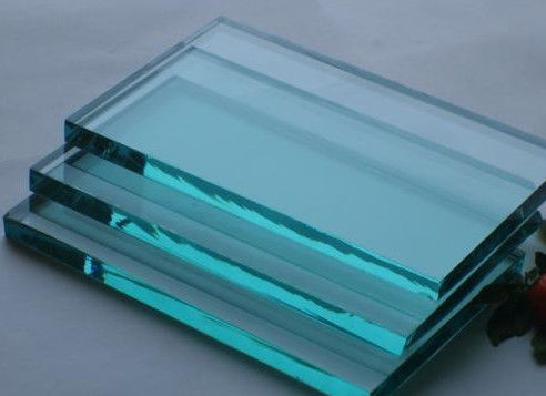 Verre en feuille transparente ou flottante, utilisable pour les tables, les armoires, les clôtures, les douches, etc.