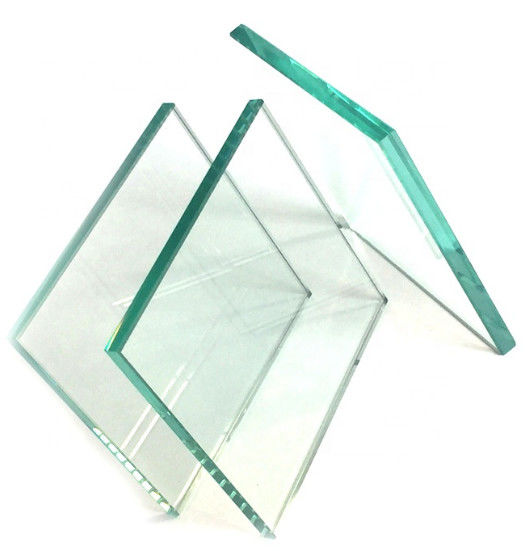Verre en feuille transparente ou flottante, utilisable pour les tables, les armoires, les clôtures, les douches, etc.