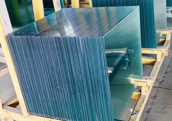 Verre flottant transparent de 3 mm à 15 mm, vitrage laminé de sécurité à faible température pour portes/fenêtres extérieures/parties intérieures