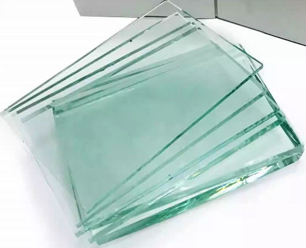 Vitrage flottant/vitrage de construction/vitrage en tôle/vitrage transparent fourni directement par le fabricant chinois Utilisé pour les fenêtres de meubles