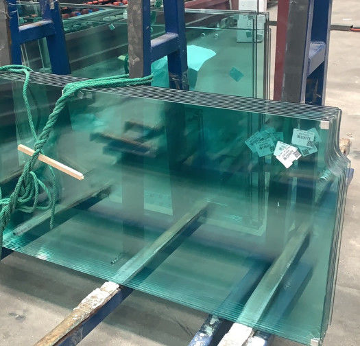 Taille/Épaisseur de la feuille de verre transparente personnalisée pour le mur de rideau/le verre de plancher/la lumière du ciel/la serre