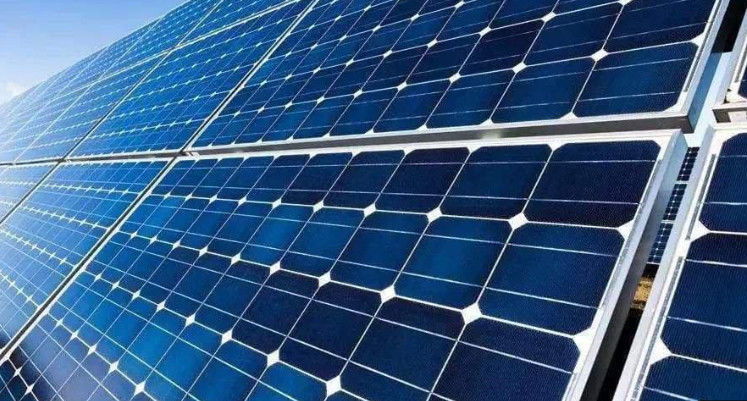 Panneau solaire électrifiable ultra-clair Verre photovoltaïque/Sonne-ombre Conservation de la chaleur utilisée pour la construction de mur de rideau/Gla