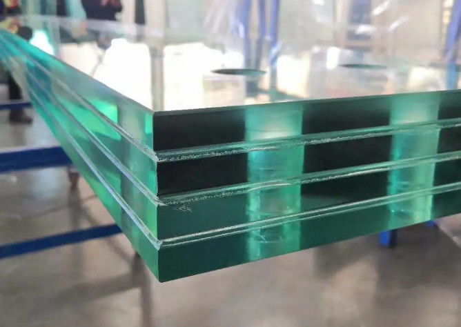 Verre stratifié transparent personnalisé en PUB/SGP/EVA pour fenêtres et portes
