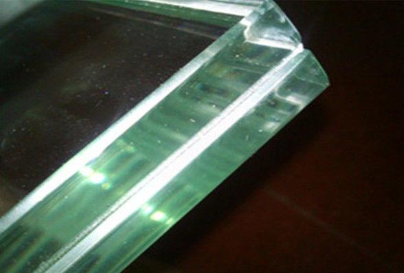Verre laminé trempé clair / ultra clair PVB Sgp pour la décoration de bâtiments
