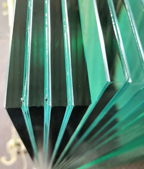 Verre laminé trempé clair / ultra clair PVB Sgp pour la décoration de bâtiments