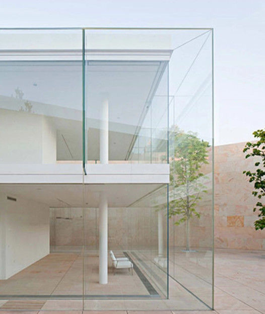 Verre ultra-transparent pour la décoration intérieure