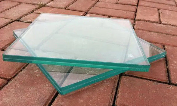 6.38/8.38/10.38/12.38 mm Bordure polie Verre laminé de sécurité transparent ou coloré