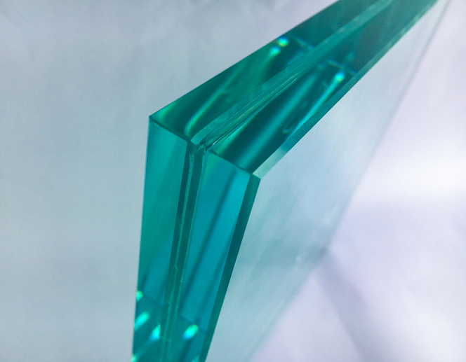 Certificat de conformité australien AS/NZS 2208: 1996 CE Verre feuilleté clair et coloré de 6,38 mm à 13,52 mm